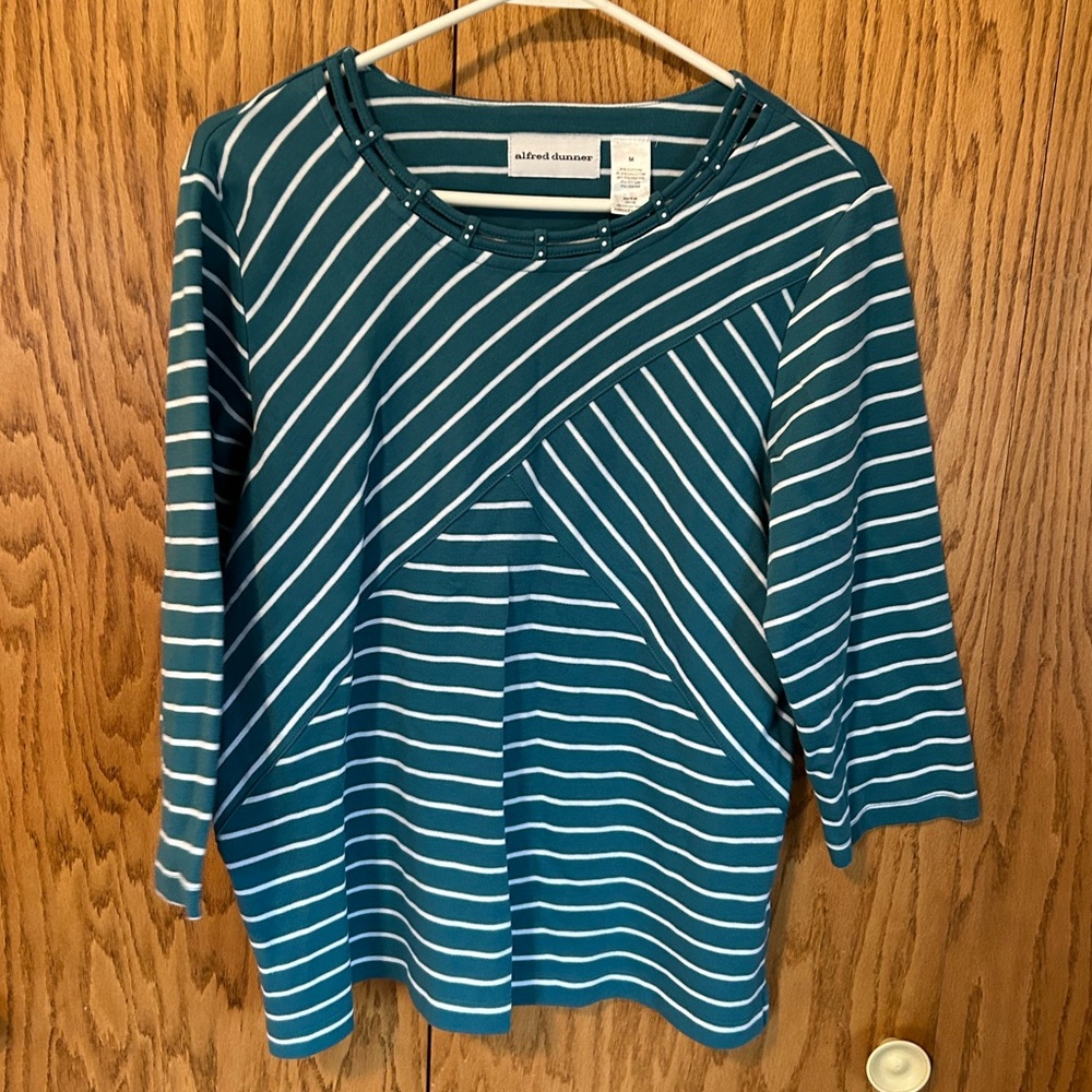 3/4 sleeve top